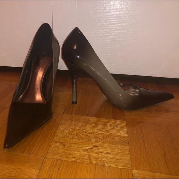 Ombré Pointy Heels - Picture 3 of 3
